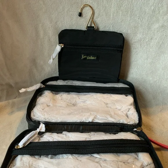 Victoria’s Secret Makeup bag - Picture 4 of 6